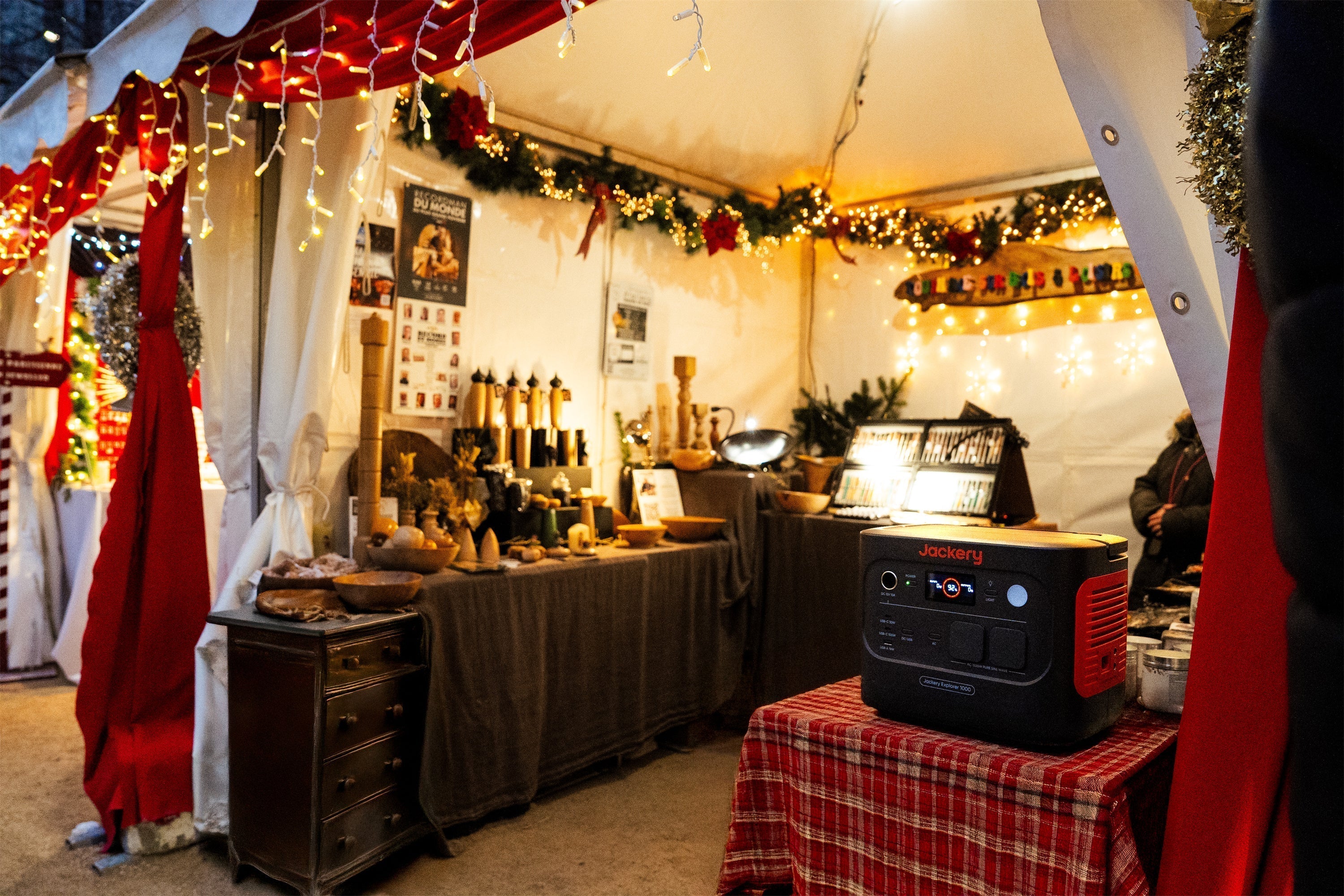 Festive European Christmas Decoration Ideas