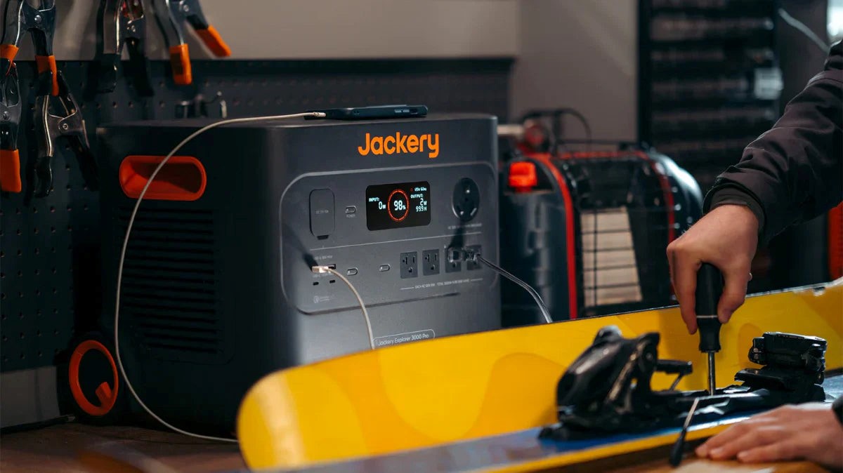 How to Connect Your Balcony Power Plant Correctly - with Wiring Diagram