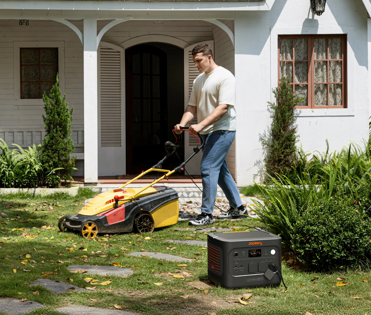 Jackery Explorer 2000 Plus v2 — Двор, сад и терраса