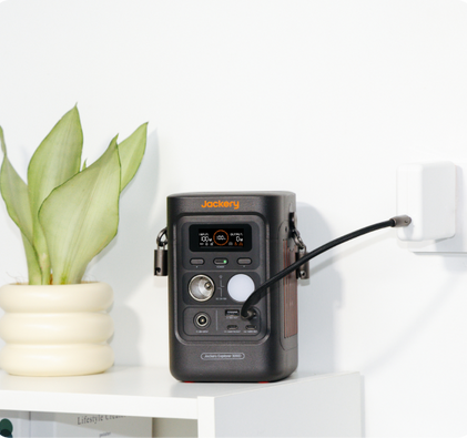 Jackery Explorer 300D — Через USB-C1 / адаптер AC